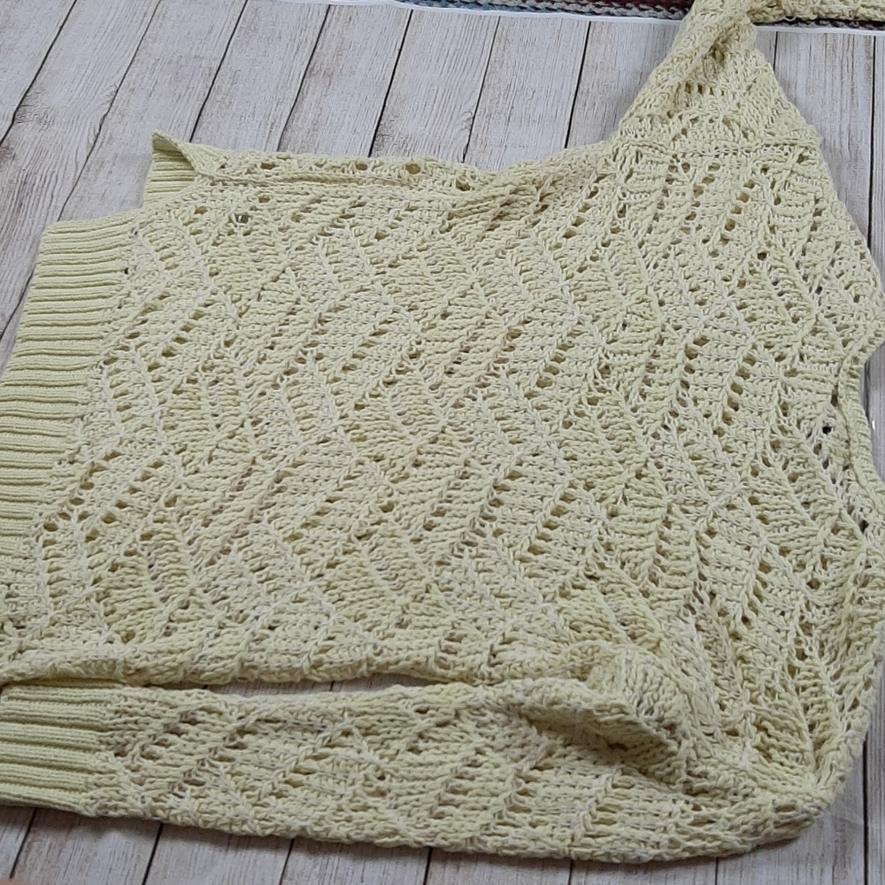Universal Threads Knit Sweater - Picture 3 of 3
